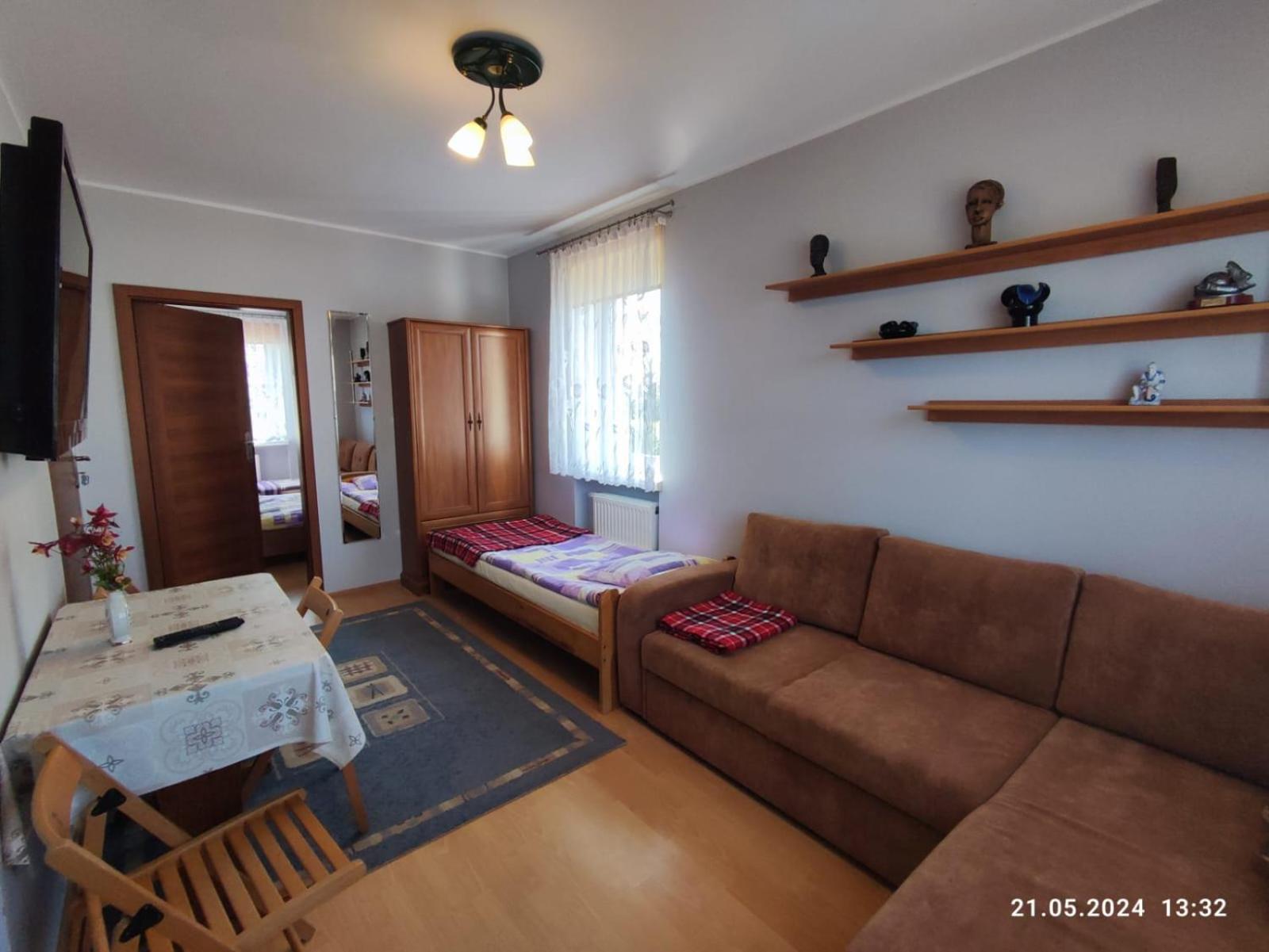 Anna Apartment *
